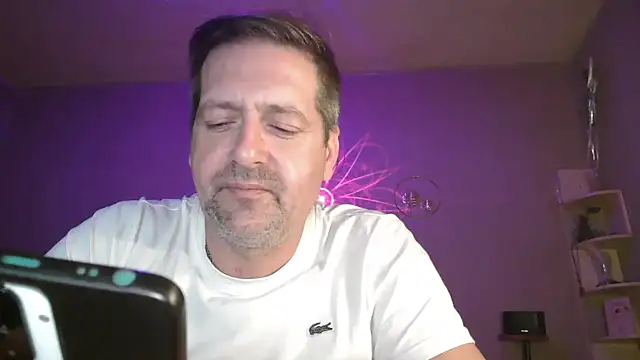 matrikes1 online show from March 6, 9:32 pm