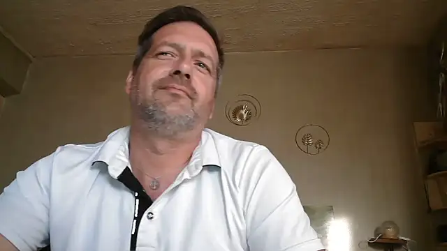 matrikes1 online show from June 3, 6:12 pm