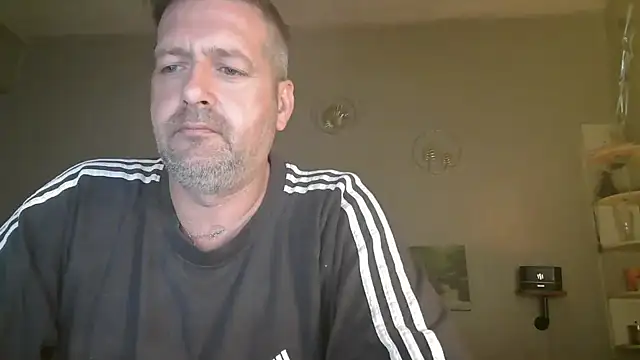 matrikes1 online show from May 11, 4:04 pm