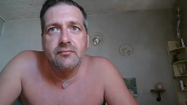 matrikes1 online show from June 22, 3:42 pm