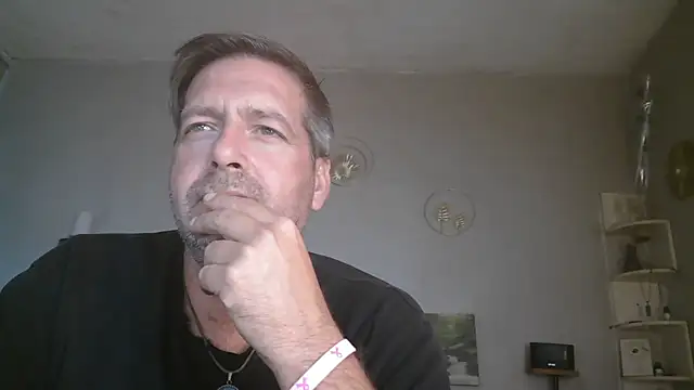 matrikes1 online show from October 15, 2:47 pm