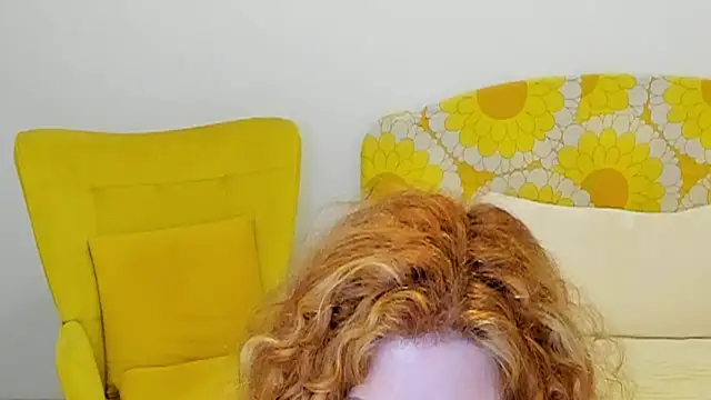 Snapshot of milf_penelope chatting on June 8, 1:44 pm milf penelope online show from June 8, 1:44 pm