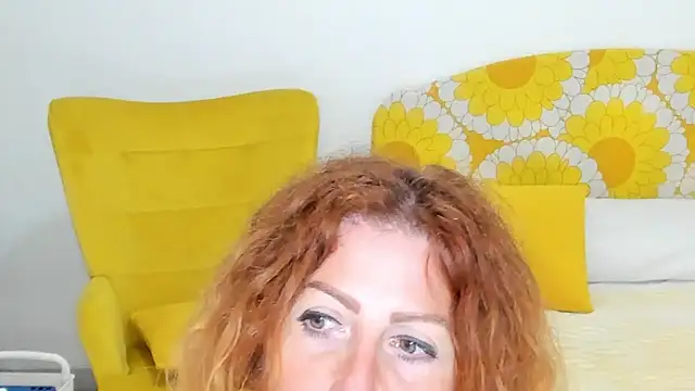Snapshot of milf_penelope chatting on September 27, 4:29 am milf penelope online show from September 27, 4:29 am