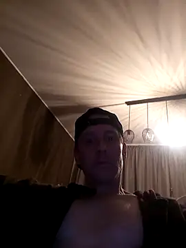 Snapshot of Antonio11111x chatting on March 1, 12:21 am Antonio11111x online show from March 1, 12:21 am