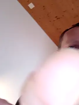 Kw8585kw online show from February 14, 3:34 pm