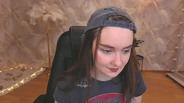 CloudGrace online show from November 30, 3:18 am