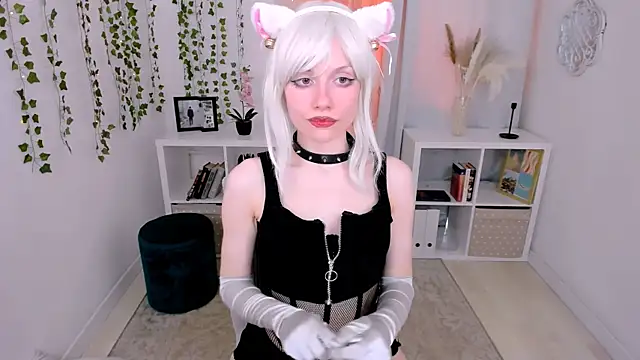 Bat Laughing online show from September 28, 6:37 pm