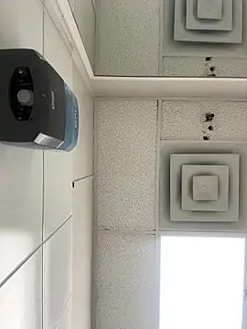 Snapshot of danieldonte chatting on November 15, 5:39 pm danieldonte online show from November 15, 5:39 pm