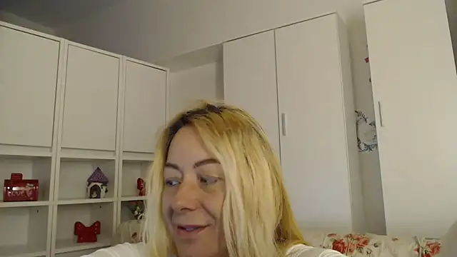 spell of love online show from March 29, 3:57 pm