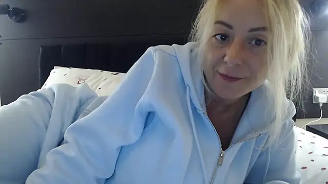 Snapshot of spell_of_love chatting on June 2, 7:36 pm spell of love online show from June 2, 7:36 pm