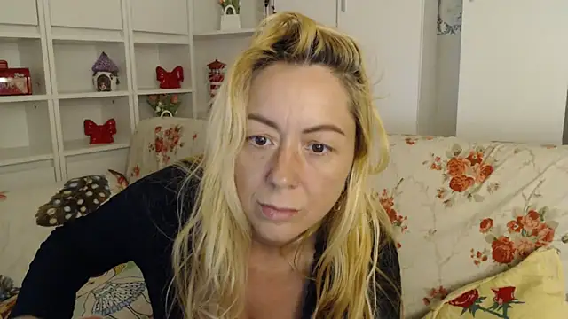 spell of love online show from March 29, 1:40 am