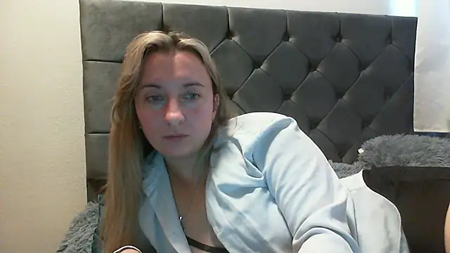 SusanCurt online show from October 28, 10:36 am