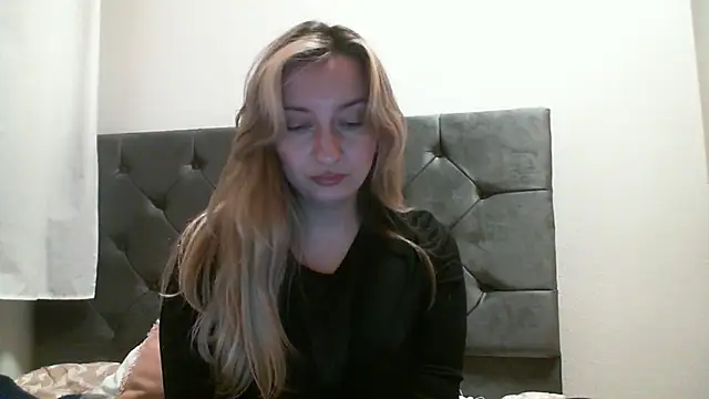 SusanCurt online show from December 20, 6:11 pm