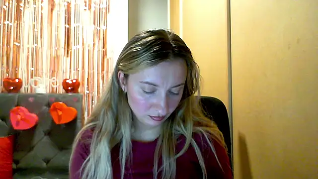 SusanCurt online show from February 16, 5:33 pm