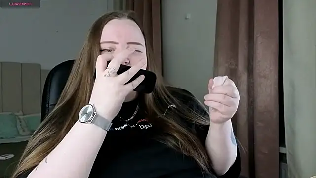 EMMA  CONNOR online show from January 13, 10:13 pm