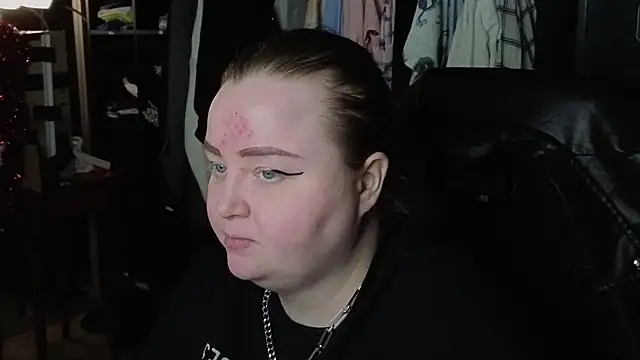 EMMA  CONNOR online show from November 28, 9:04 pm