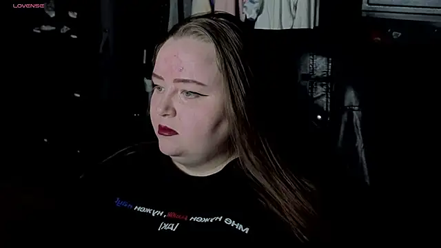 EMMA  CONNOR online show from November 3, 9:29 pm