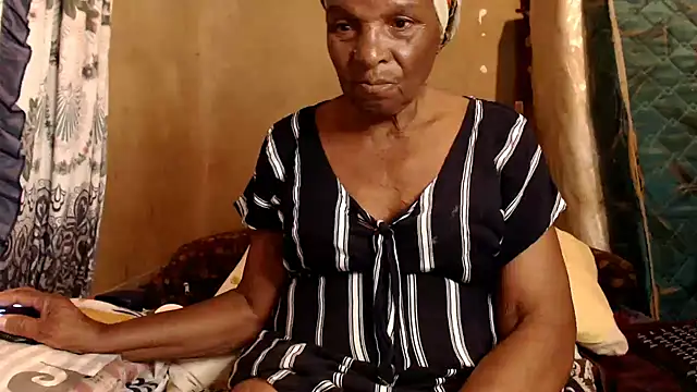 NaughtyGranny online show from April 2, 7:31 pm