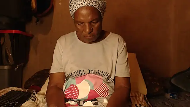 NaughtyGranny online show from February 9, 7:52 pm