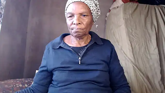 NaughtyGranny online show from July 16, 8:22 am