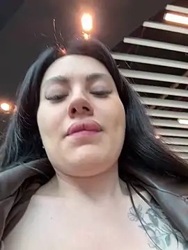Wet  Bunny online show from May 16, 6:45 am