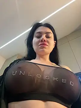 Wet  Bunny online show from November 18, 3:32 am