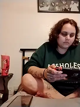 lyshaa online show from October 14, 2:56 am