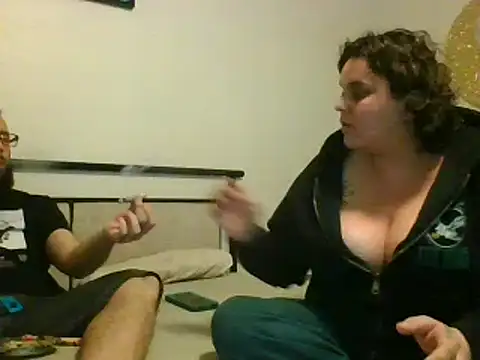 lyshaa online show from February 12, 5:26 am