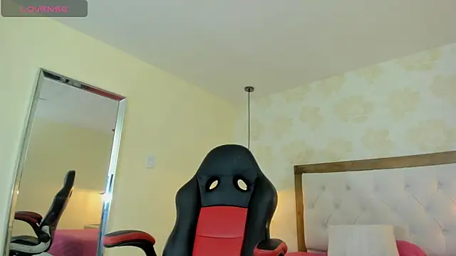 clarisKlein online show from March 31, 4:03 am