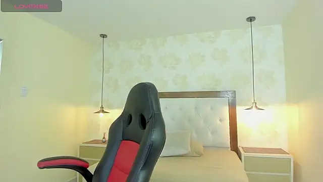 clarisKlein online show from March 30, 3:52 am