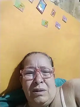 Snapshot of LaGochis07 chatting on June 21, 12:55 pm LaGochis07 online show from June 21, 12:55 pm