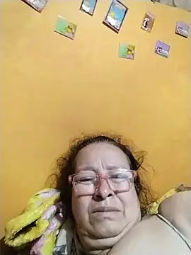Snapshot of LaGochis07 chatting on June 10, 11:33 am LaGochis07 online show from June 10, 11:33 am