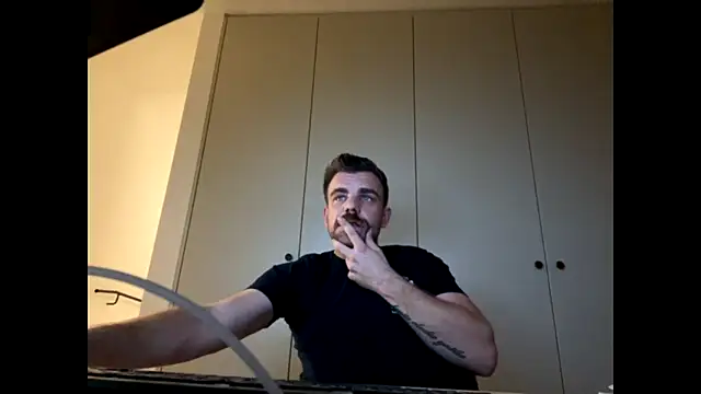 mrbigballs online show from October 12, 8:10 pm