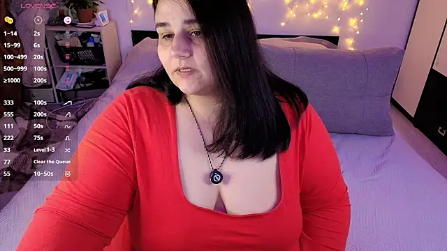 naughtykiss online show from April 10, 4:30 am