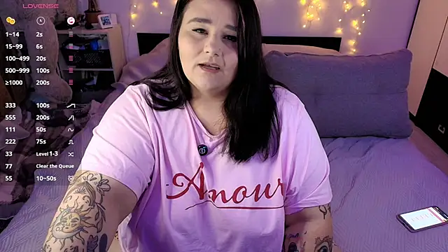 naughtykiss online show from April 26, 10:56 am