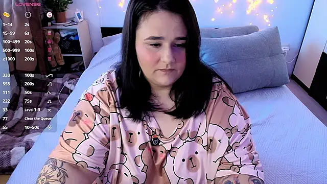 naughtykiss online show from March 13, 12:32 pm