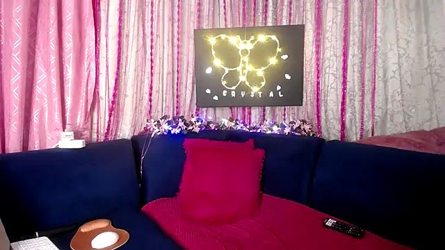 crystalbxx online show from March 19, 5:24 pm