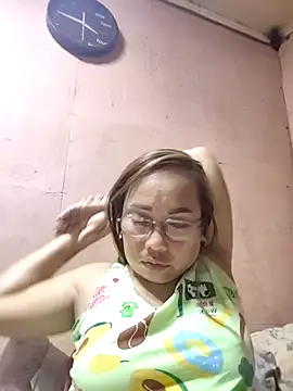 Snapshot of asianwet4u chatting on October 16, 1:41 pm asianwet4u online show from October 16, 1:41 pm