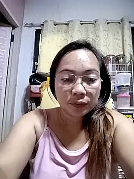 Snapshot of asianwet4u chatting on March 15, 5:19 am asianwet4u online show from March 15, 5:19 am