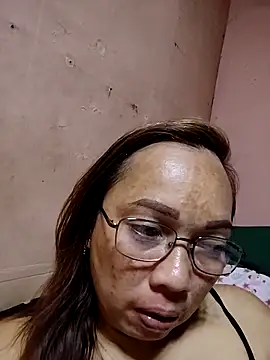 Snapshot of asianwet4u chatting on October 15, 5:06 am asianwet4u online show from October 15, 5:06 am