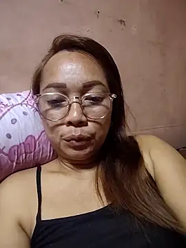 Snapshot of asianwet4u chatting on September 29, 2:34 pm asianwet4u online show from September 29, 2:34 pm