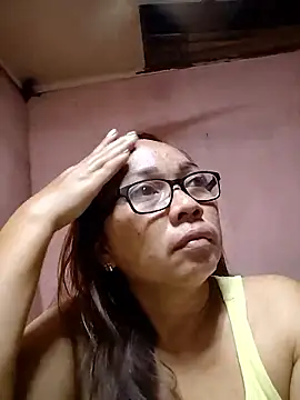 asianwet4u online show from January 8, 5:35 am