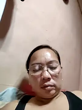 Snapshot of asianwet4u chatting on March 8, 5:22 pm asianwet4u online show from March 8, 5:22 pm