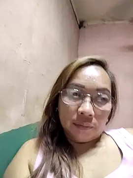 asianwet4u online show from November 11, 12:33 pm