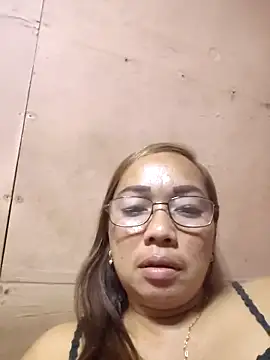 Snapshot of asianwet4u chatting on September 21, 2:55 pm asianwet4u online show from September 21, 2:55 pm