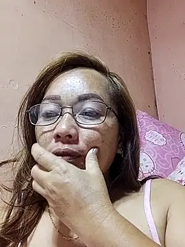 Snapshot of asianwet4u chatting on October 4, 4:08 pm asianwet4u online show from October 4, 4:08 pm