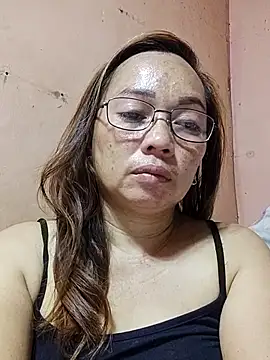 asianwet4u online show from November 8, 6:39 am