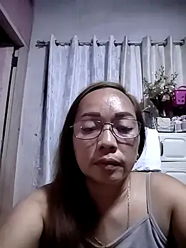 Snapshot of asianwet4u chatting on September 24, 11:50 am asianwet4u online show from September 24, 11:50 am