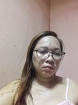 asianwet4u online show from May 15, 5:38 am