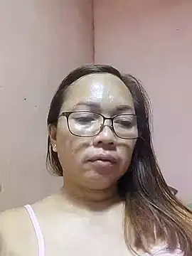 asianwet4u online show from May 10, 4:49 am